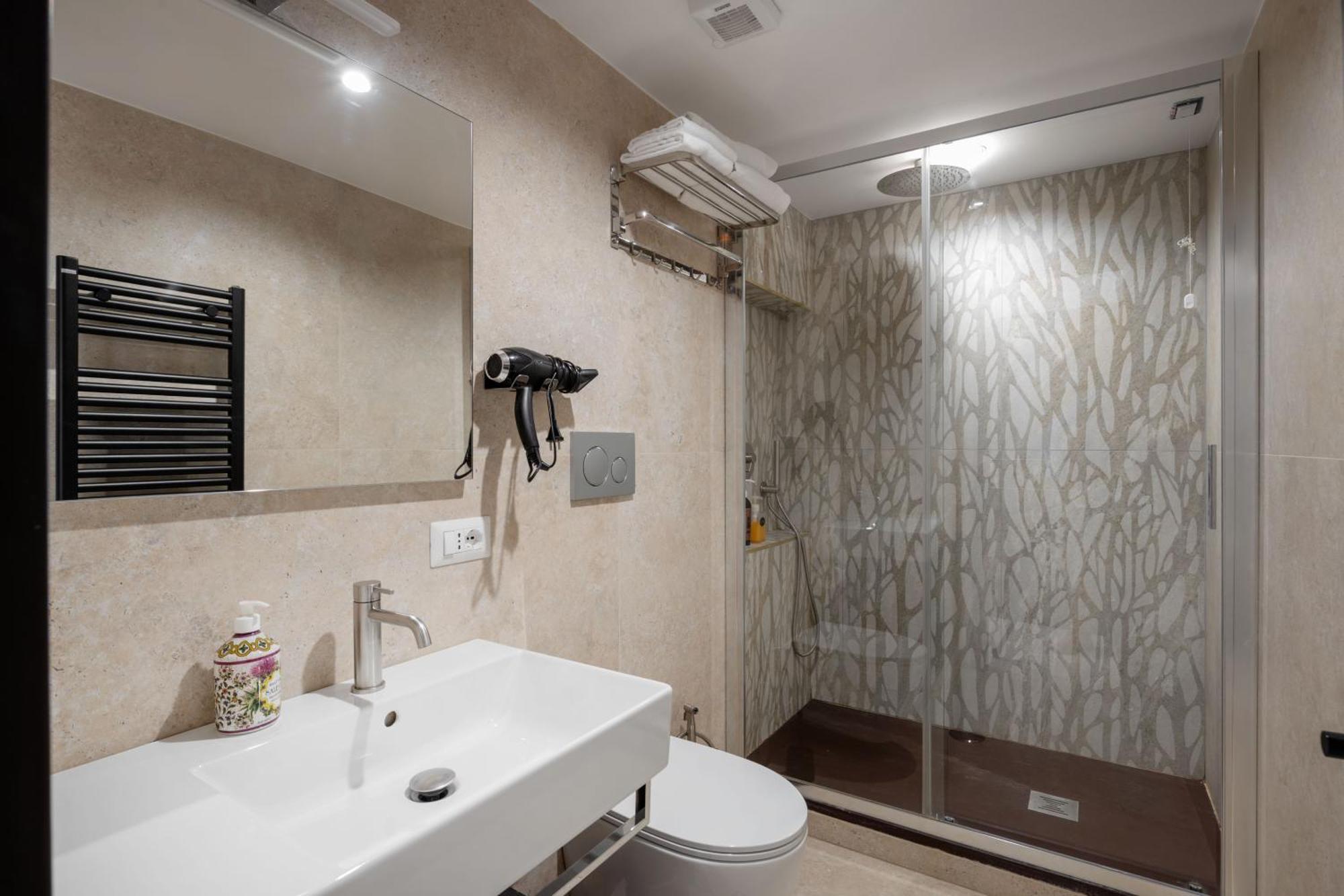 Joyful 148 Luxury Guest House Powered By Joyful Termini Boutique Guest House Rzym Zewnętrze zdjęcie